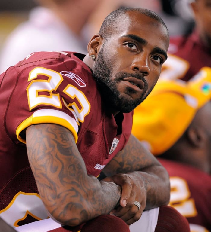 2009-DeAngelo-Hall-076853909.jpg